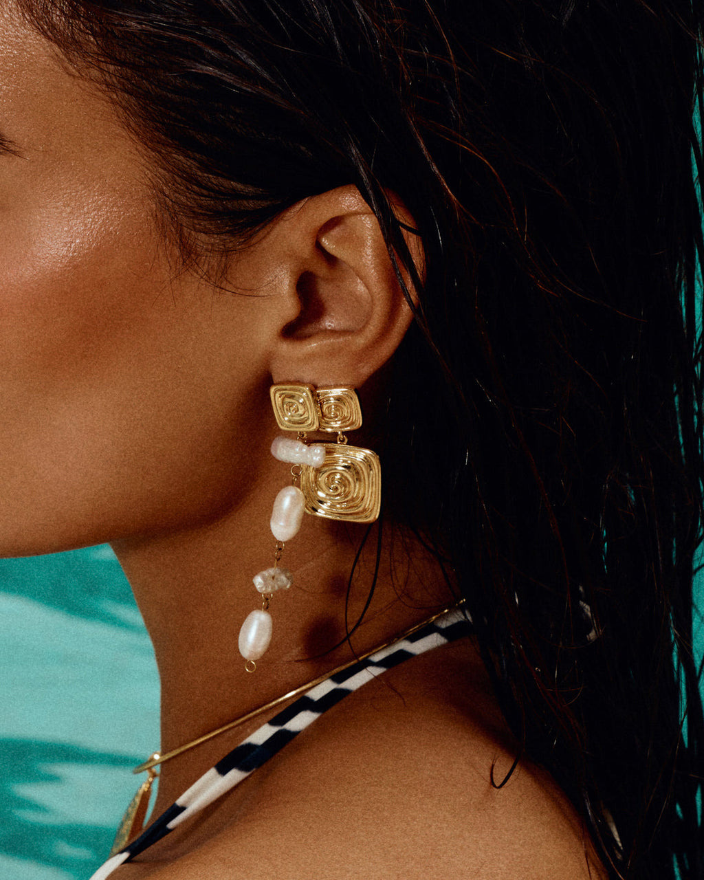The Seychelles Statement Earrings- Gold