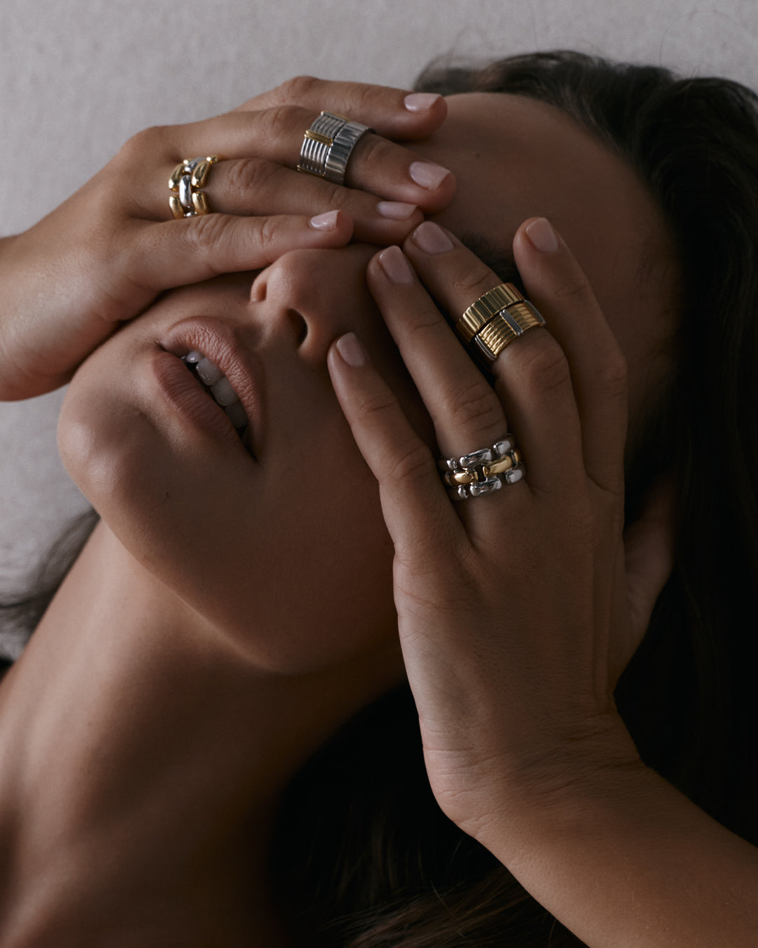 The Luna Bezel Ring Set-Gold