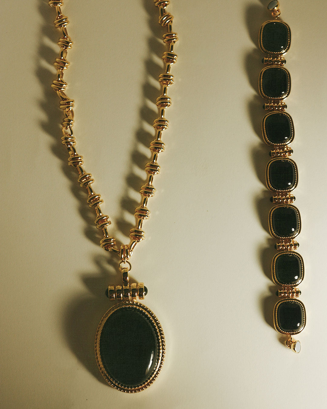 The Midnight Mesa Pendant Necklace-Gold