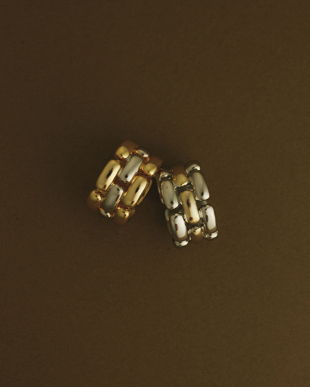 The Noir Link Ring- Gold